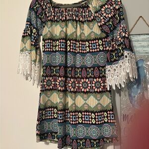 WinWin Vibrant Patterned Blouse